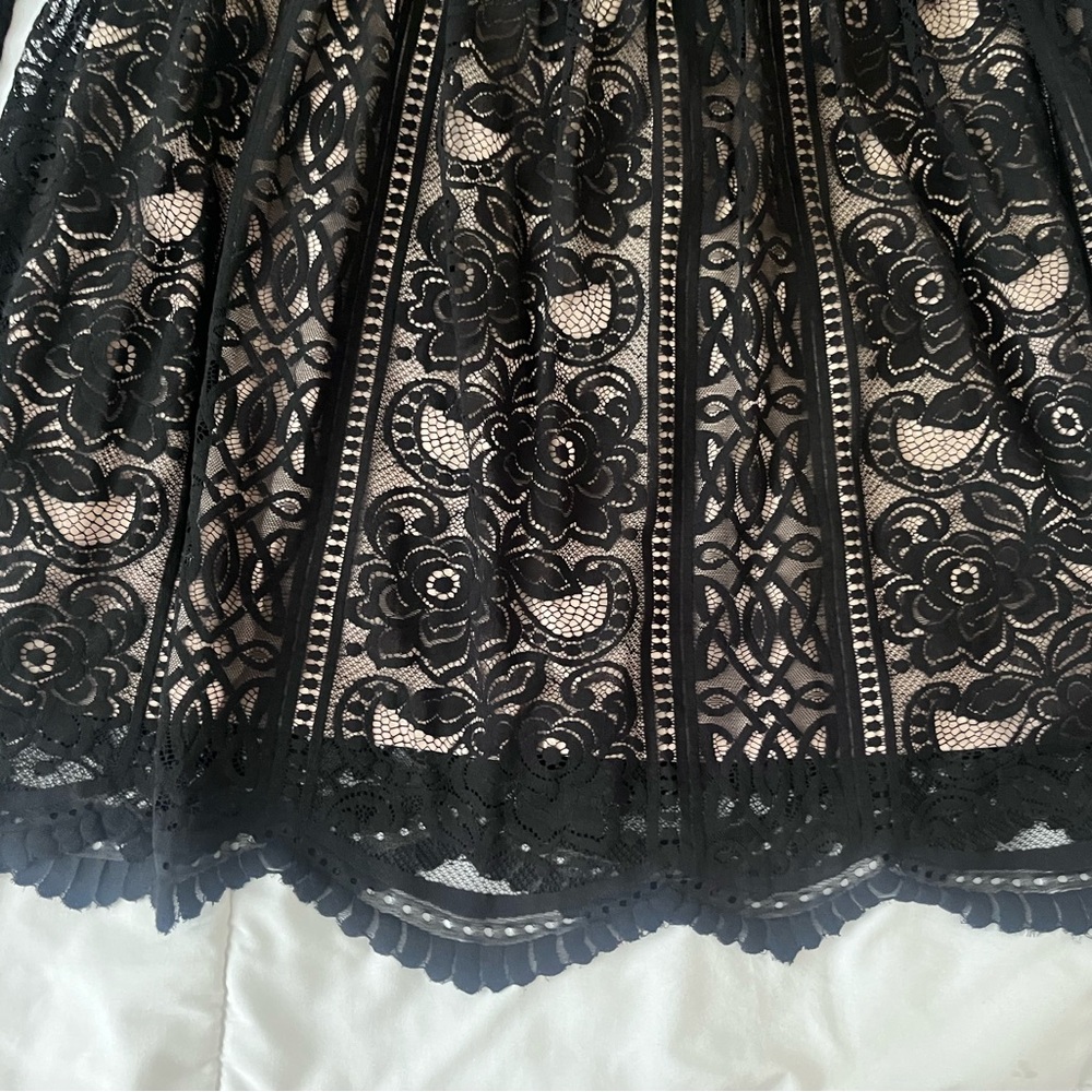 Black Lace Dress - Picture 6 of 7